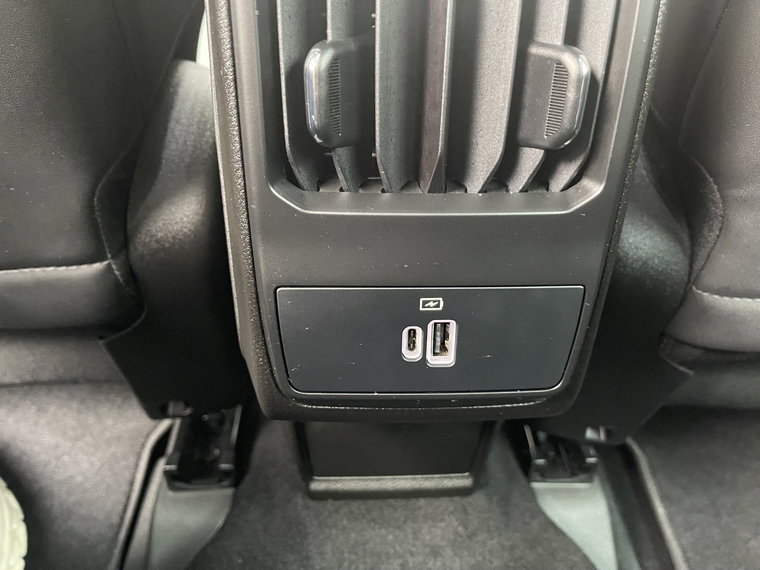 Vehicle Image 41