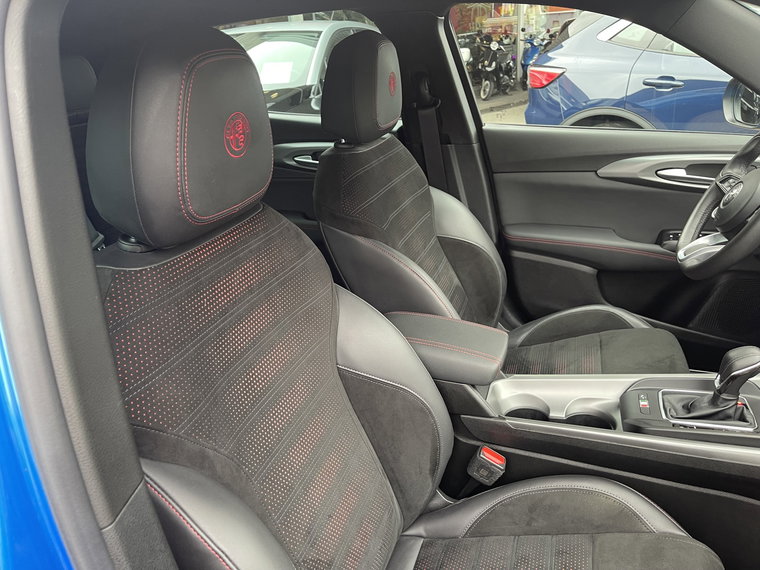 Vehicle Image 50