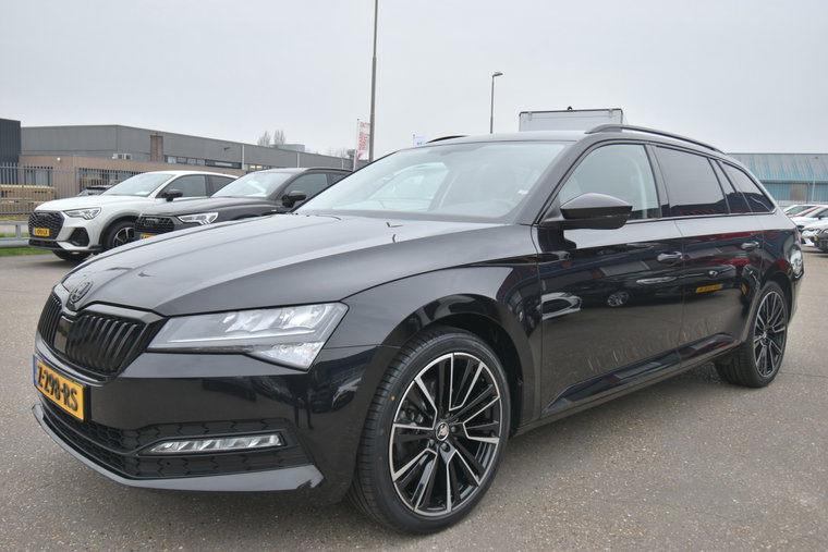 Vehicle Image 19