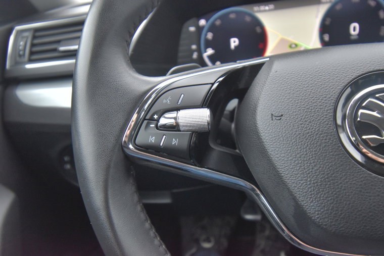 Vehicle Image 38