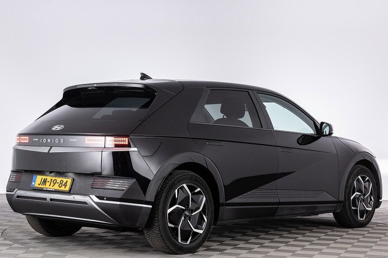 Vehicle Image 40
