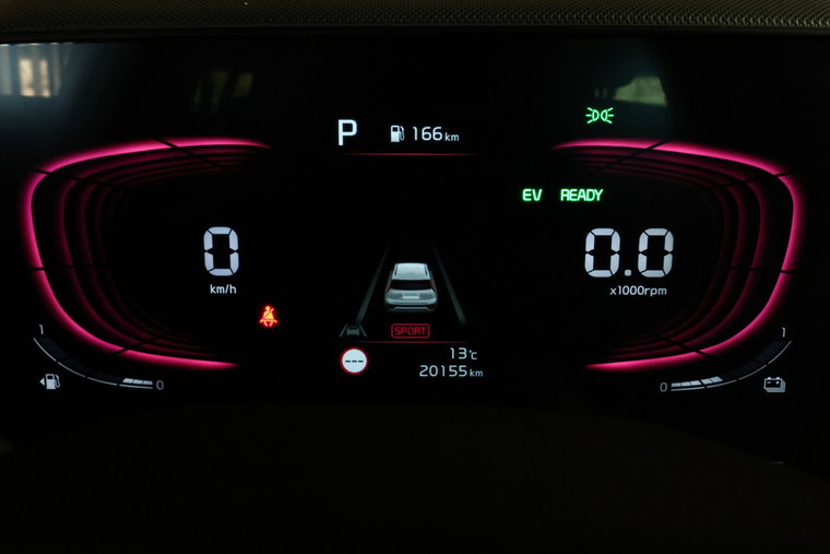 Vehicle Image 16