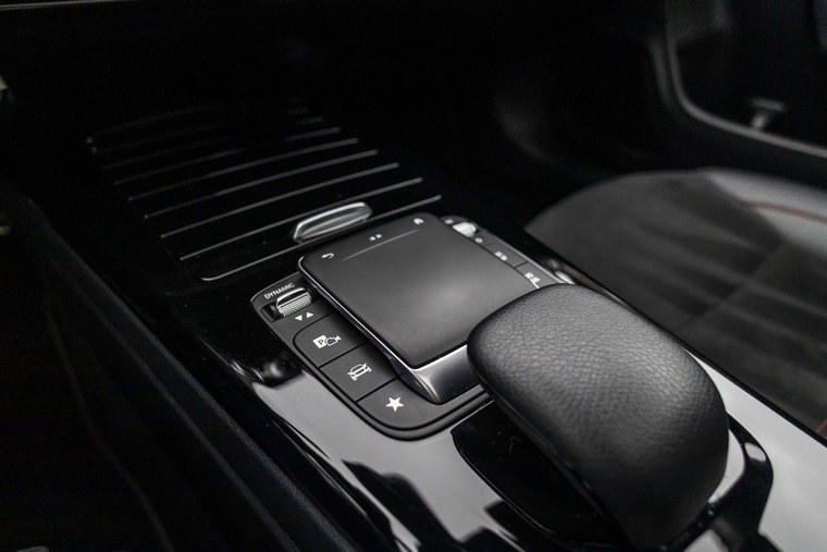 Vehicle Image 42