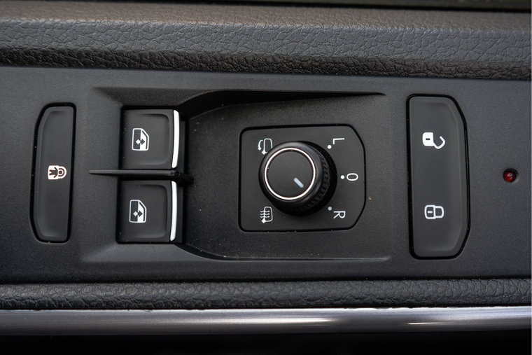 Vehicle Image 27