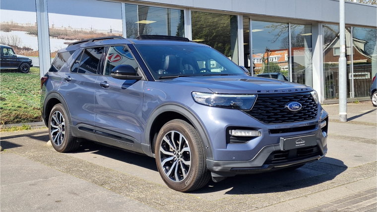 Vehicle Image 11