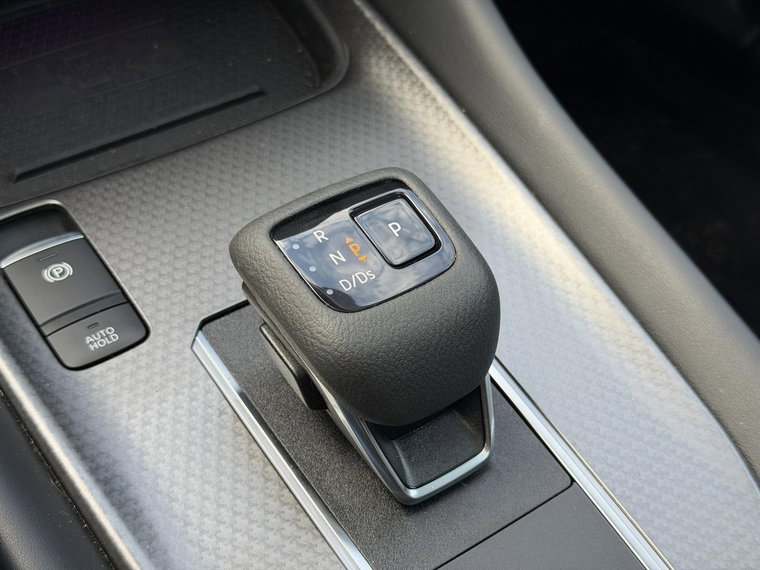 Vehicle Image 36