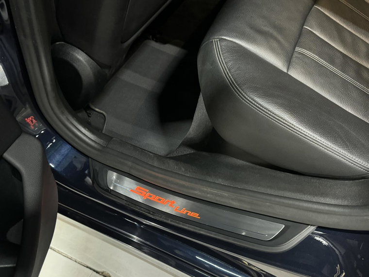 Vehicle Image 33