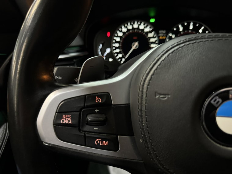 Vehicle Image 39
