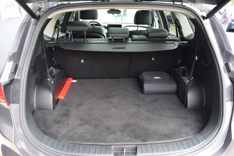 Vehicle Image 19