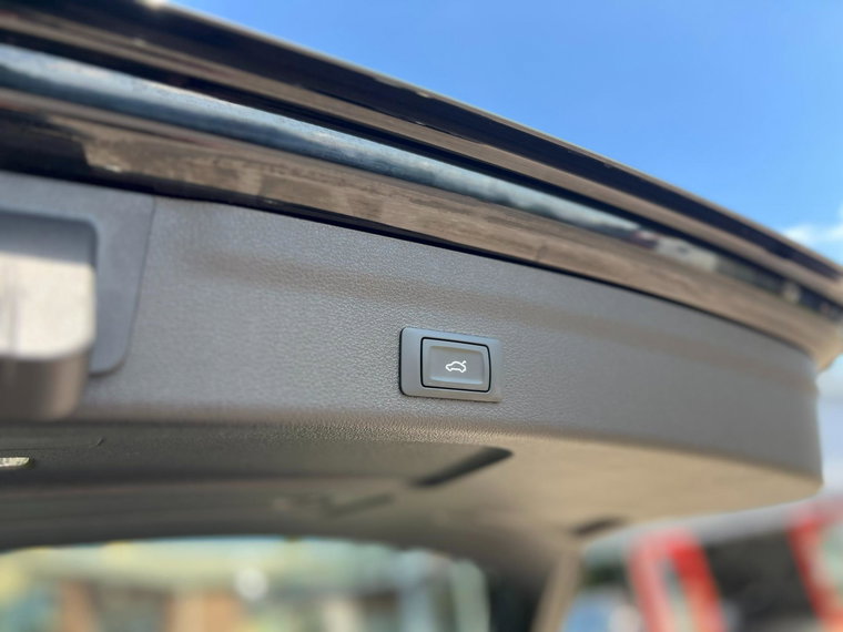 Vehicle Image 40
