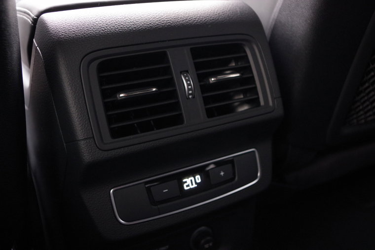 Vehicle Image 42