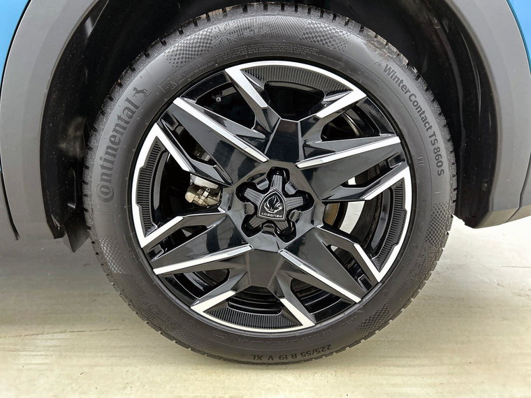 Vehicle Image 38