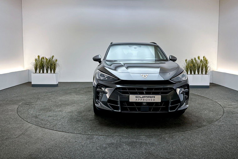 Vehicle Image 9
