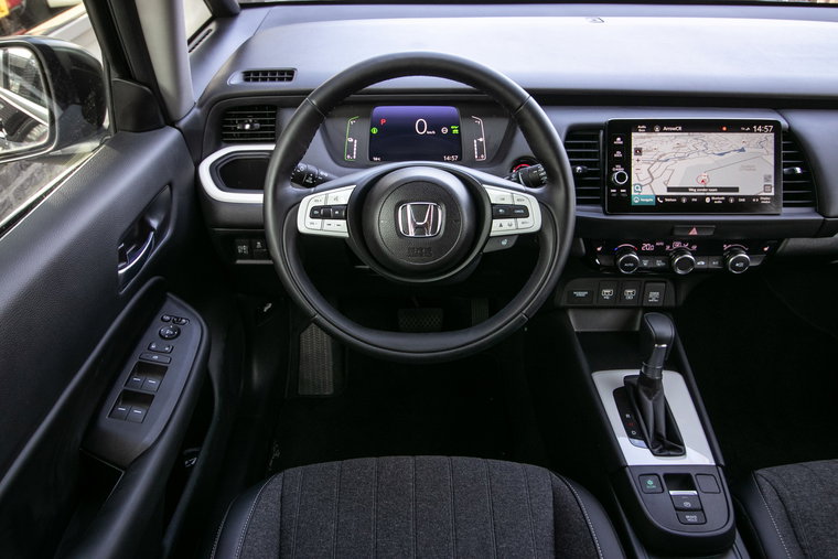 Vehicle Image 15