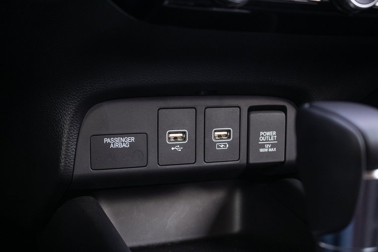 Vehicle Image 22