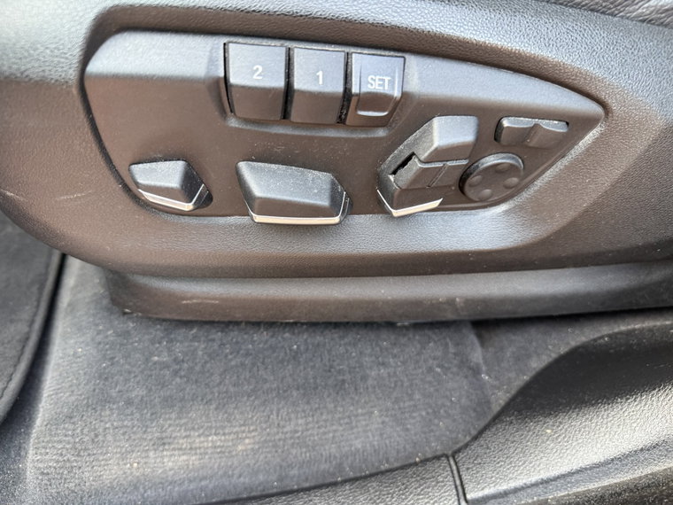 Vehicle Image 41