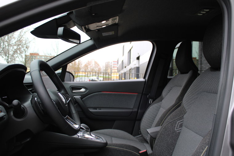 Vehicle Image 21