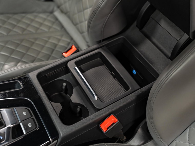 Vehicle Image 36