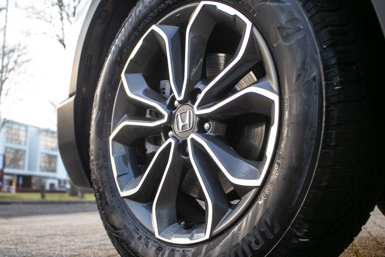 Vehicle Image 15