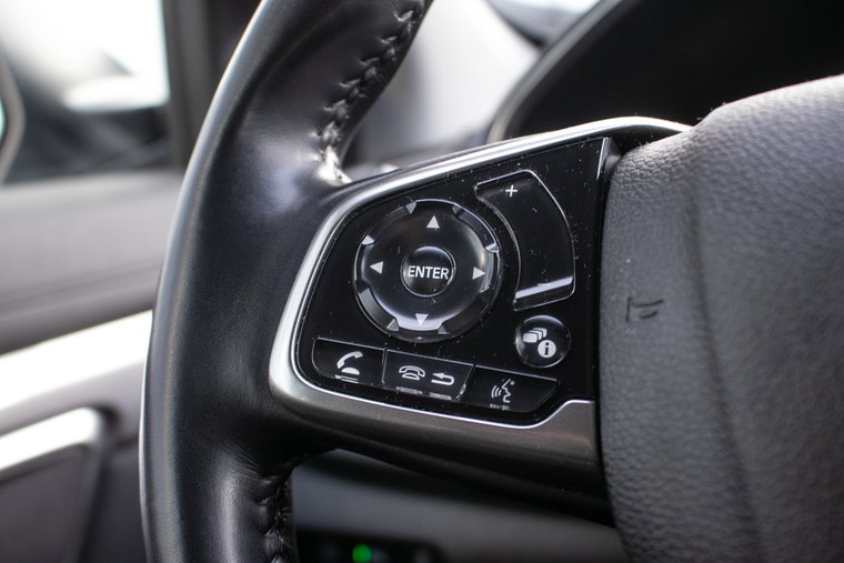 Vehicle Image 32