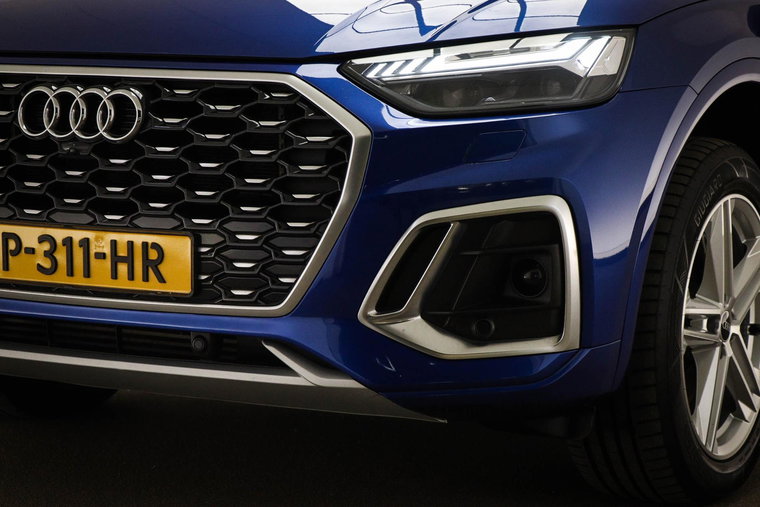 Vehicle Image 20