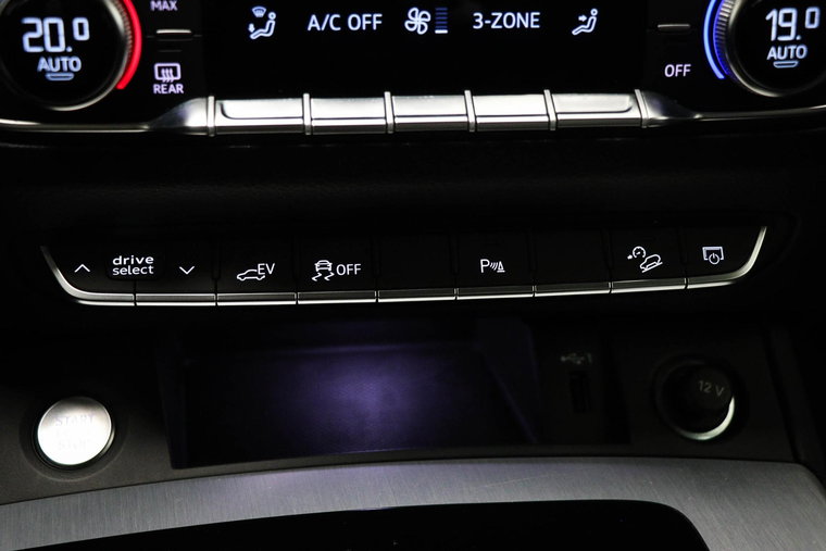 Vehicle Image 45