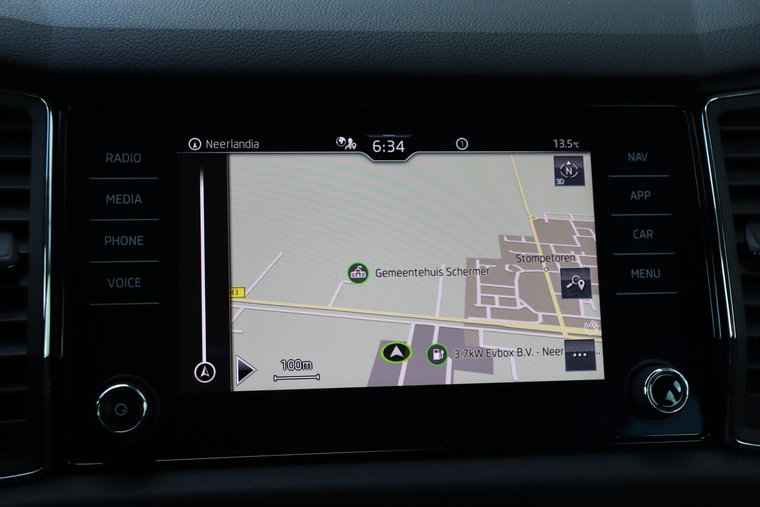 Vehicle Image 21
