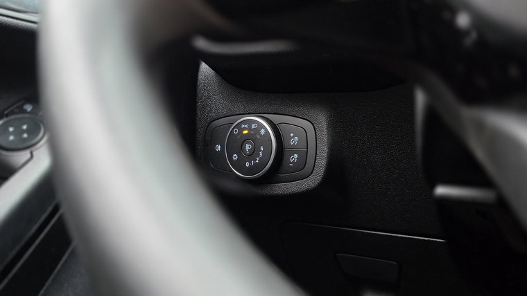 Vehicle Image 24