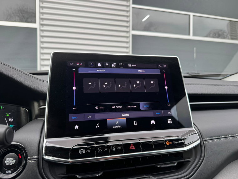 Vehicle Image 35