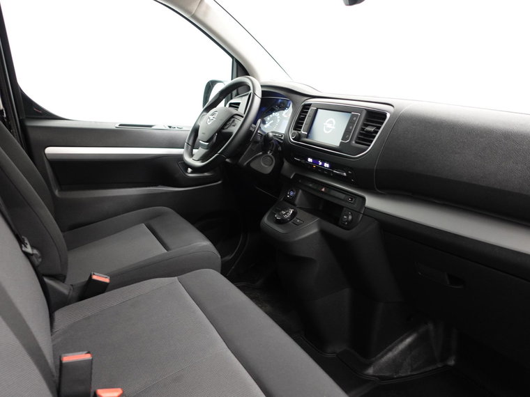 Vehicle Image 38