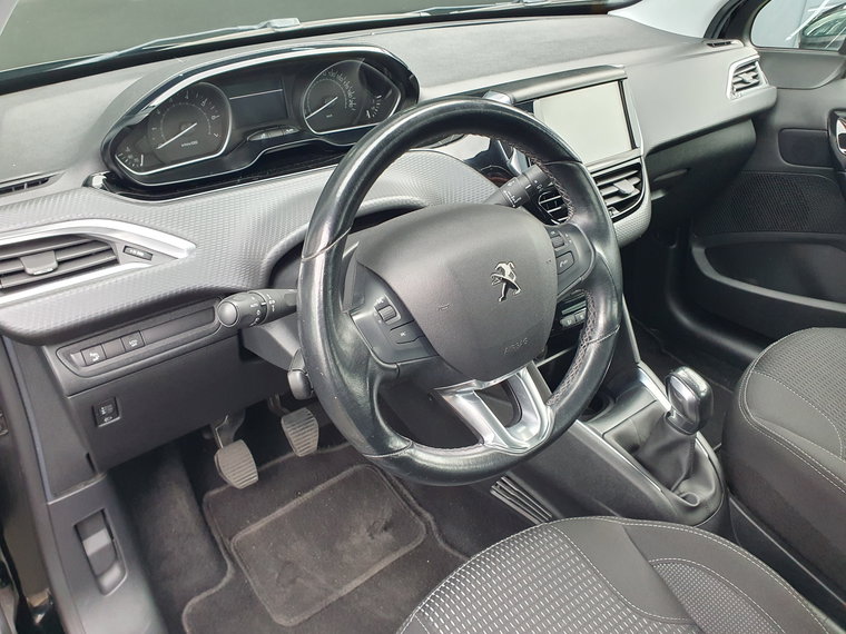 Vehicle Image 40