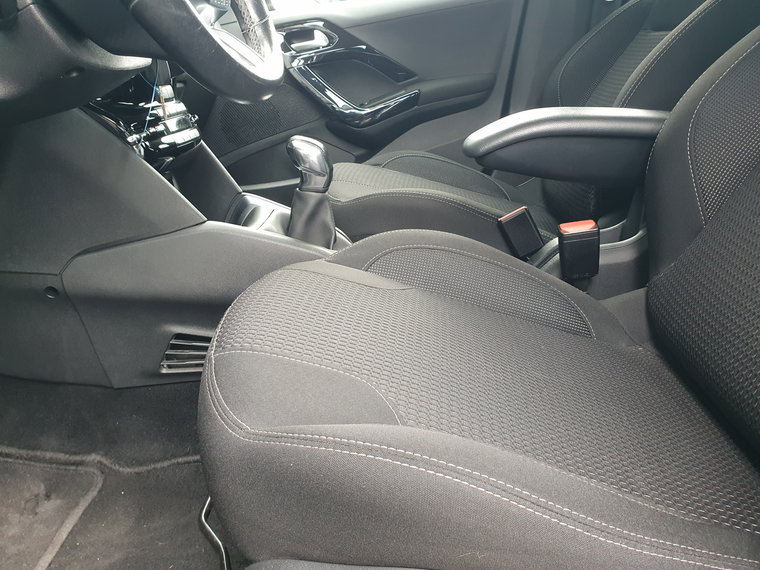 Vehicle Image 41