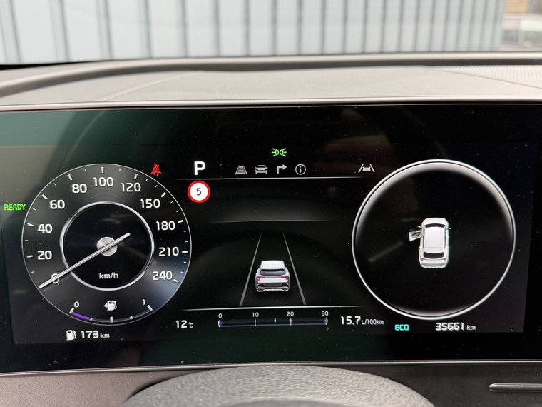 Vehicle Image 30