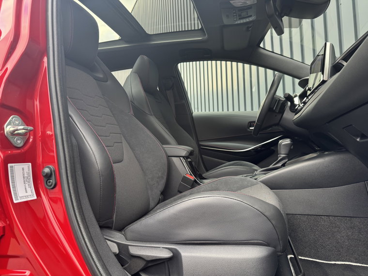 Vehicle Image 19