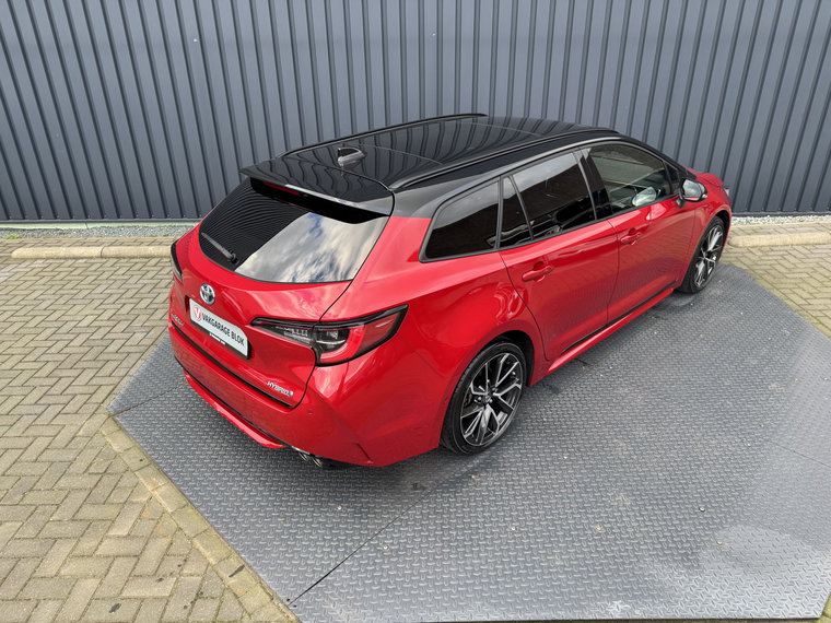 Vehicle Image 10