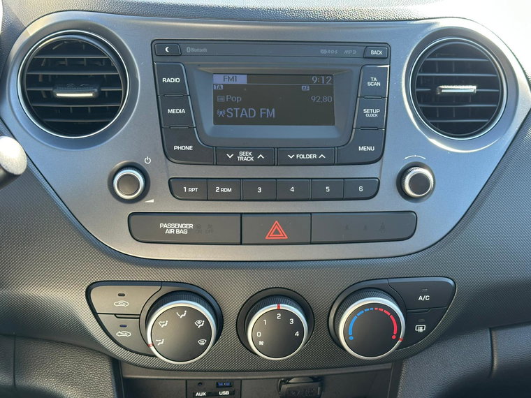 Vehicle Image 18
