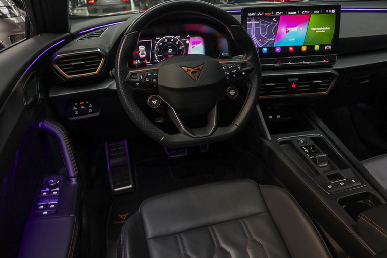 Vehicle Image 22