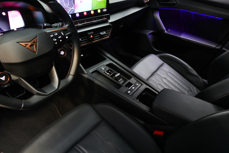 Vehicle Image 23