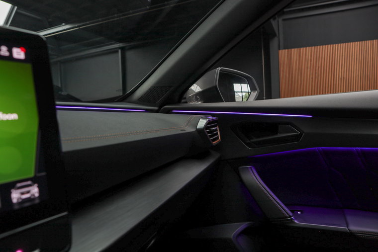 Vehicle Image 24