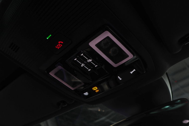 Vehicle Image 37