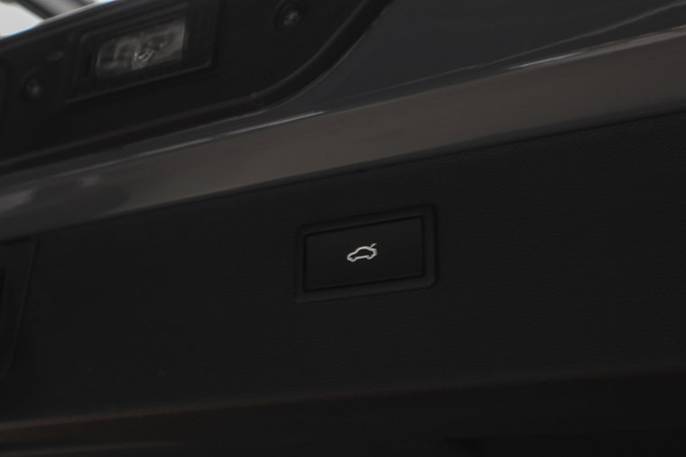 Vehicle Image 39