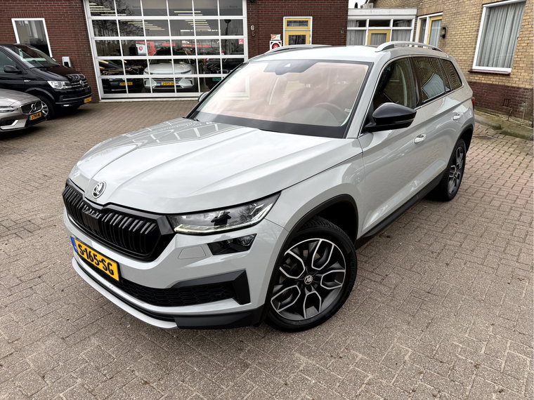 Vehicle Image 21
