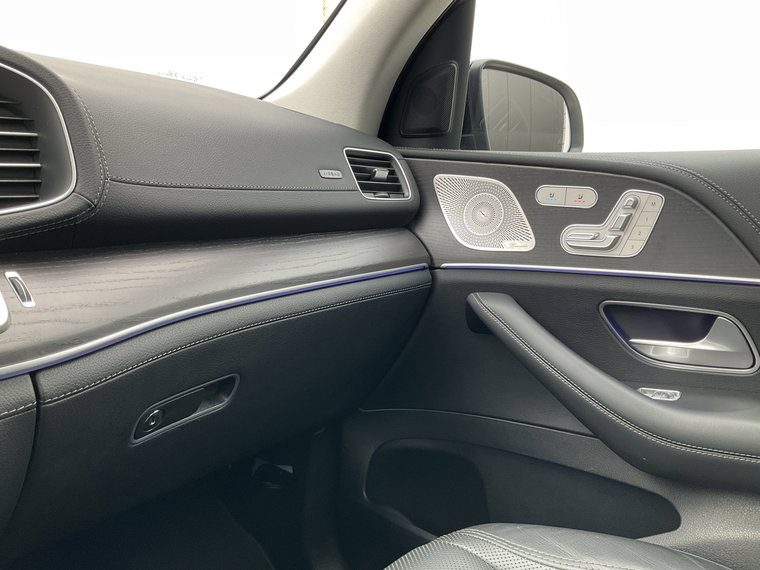 Vehicle Image 40