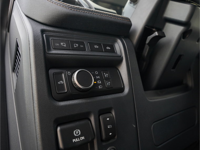 Vehicle Image 39