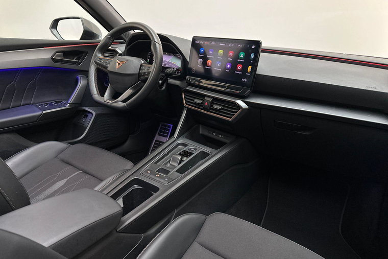 Vehicle Image 15