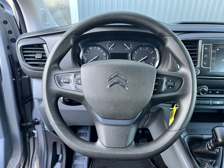 Vehicle Image 41