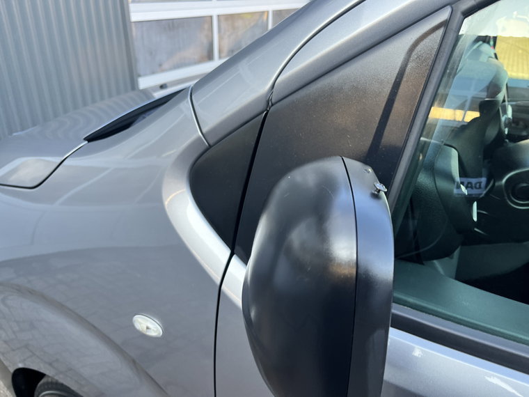 Vehicle Image 45