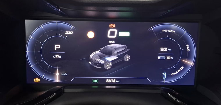 Vehicle Image 14