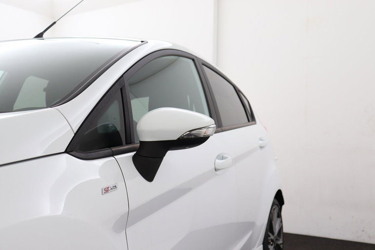 Vehicle Image 37