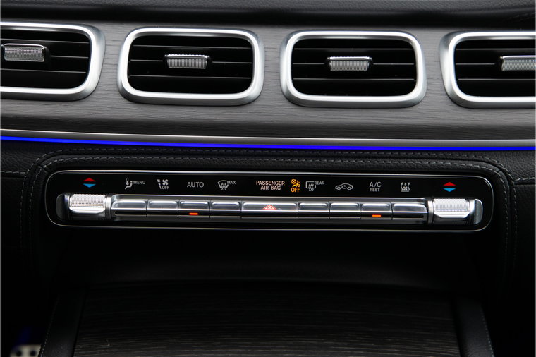 Vehicle Image 39